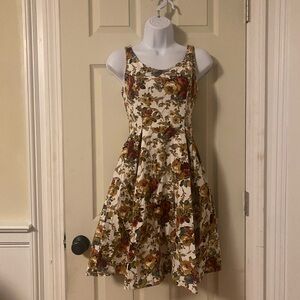 Fit and Flare dress - size S